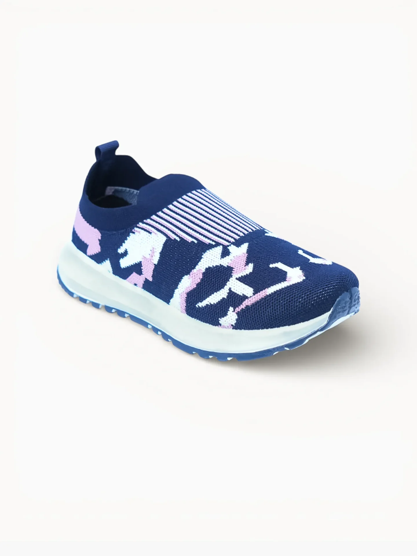 Women’s navy slip‑on sport shoe single angled view Single women’s navy slip‑on sport shoe with pastel knit pattern and white midsole, angled front view.
